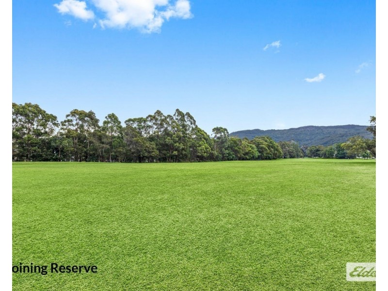 30 Pooraka Avenue, West Wollongong NSW 2500