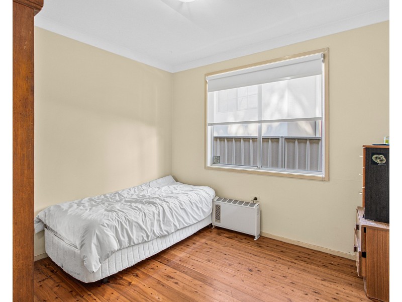 2 Hunter Street, Barrack Heights NSW 2528