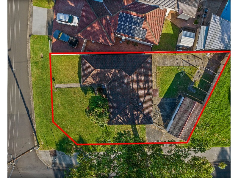 2 Hunter Street, Barrack Heights NSW 2528