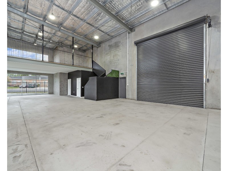 140 Auburn Street, Coniston NSW 2500