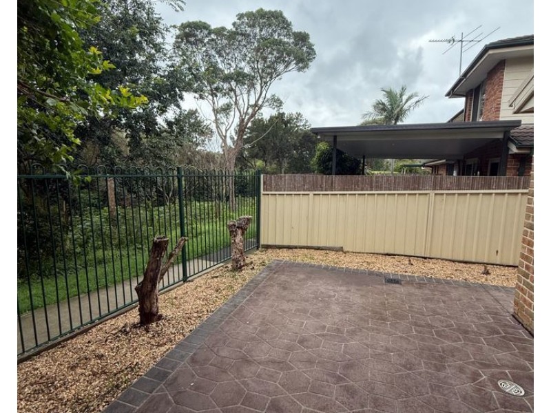 2/7 Platypus Close, Figtree NSW 2525