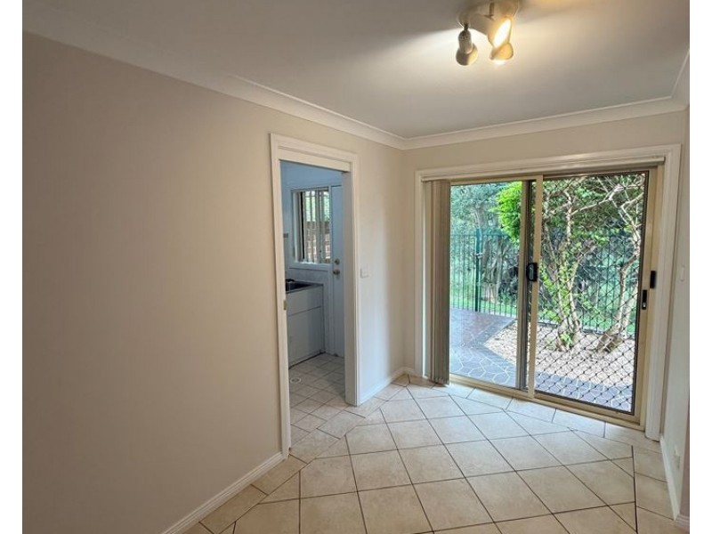 2/7 Platypus Close, Figtree NSW 2525
