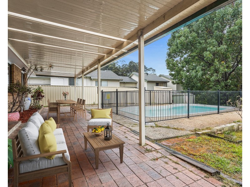 6 Milne Crescent, Coniston NSW 2500