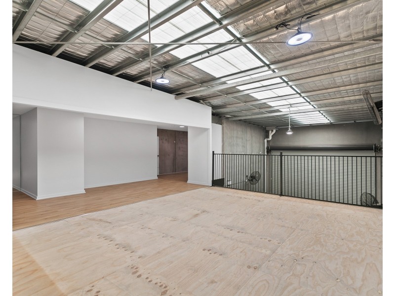 16/7 Waynote Place, Unanderra NSW 2526