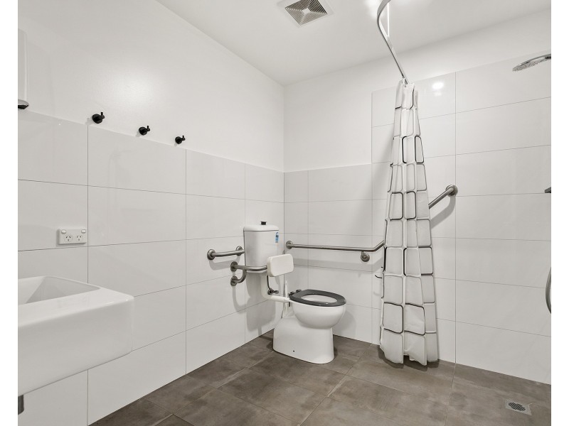 16/7 Waynote Place, Unanderra NSW 2526