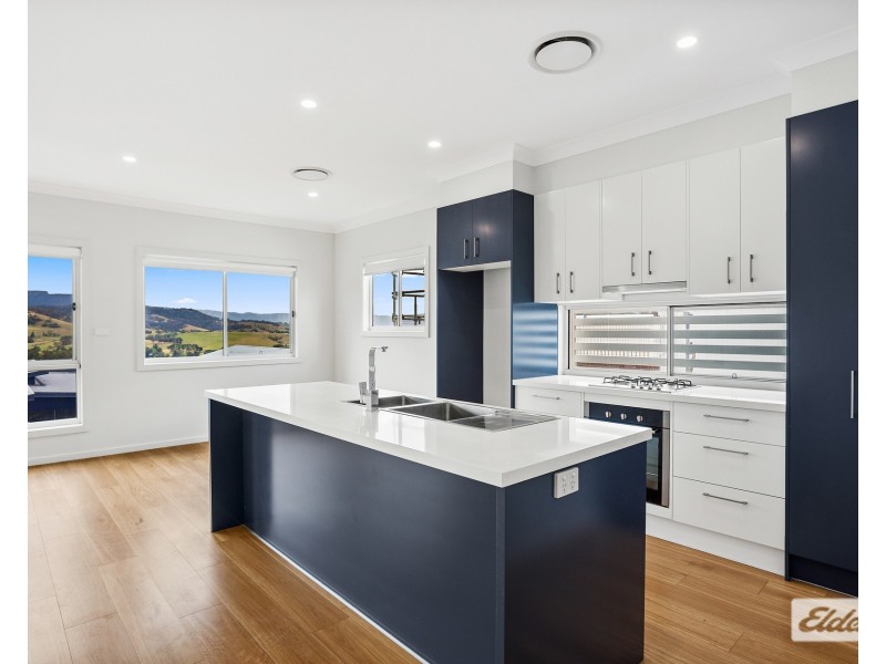 38 Oak Farm Road, Calderwood NSW 2527