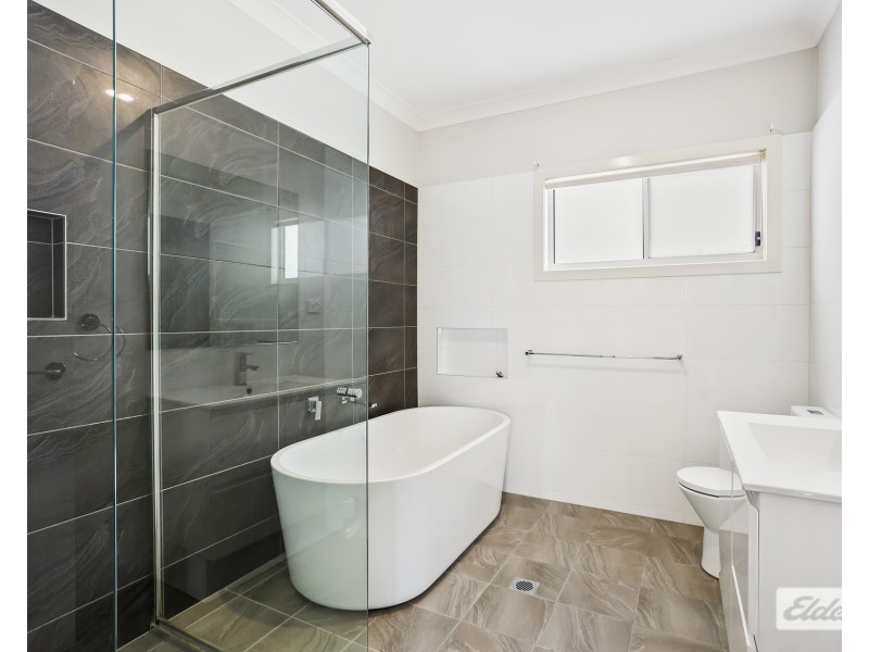 38 Oak Farm Road, Calderwood NSW 2527