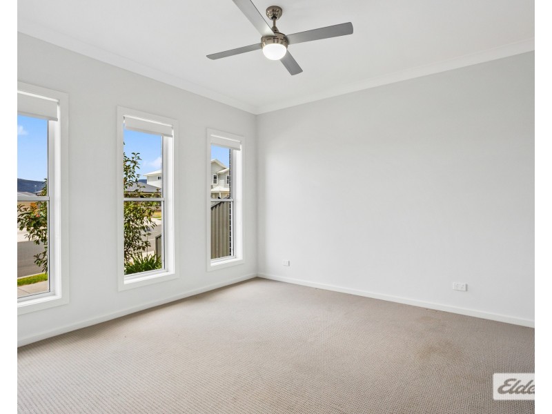 38 Oak Farm Road, Calderwood NSW 2527