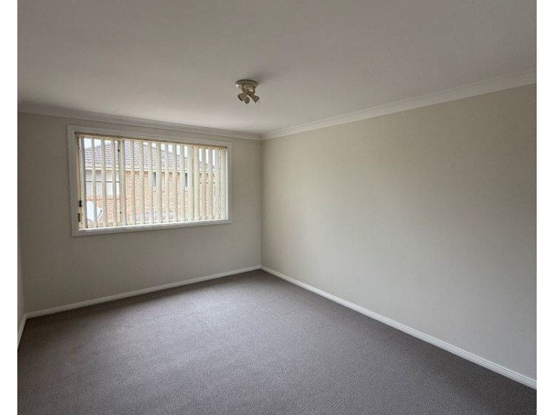 2/7 Platypus Close, Figtree NSW 2525