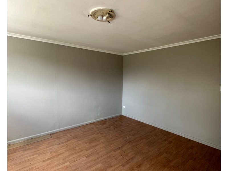 138 Lake Avenue, Cringila NSW 2502