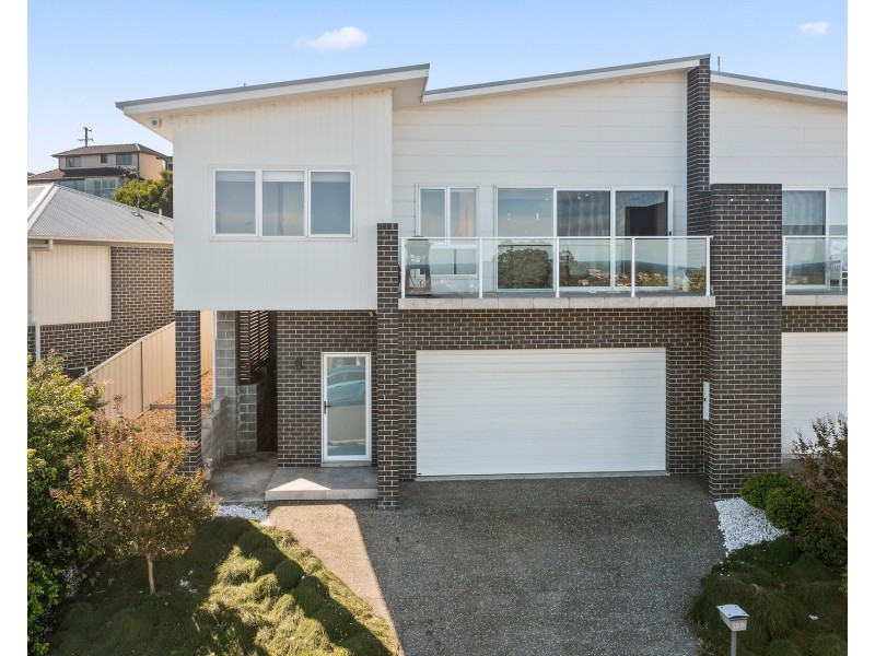 15b Backhouse Road, Lake Heights NSW 2502