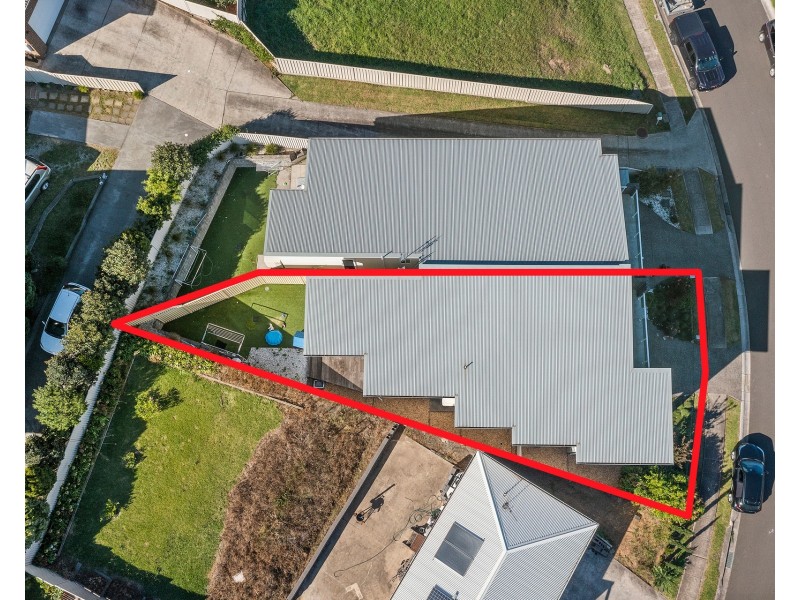 15b Backhouse Road, Lake Heights NSW 2502