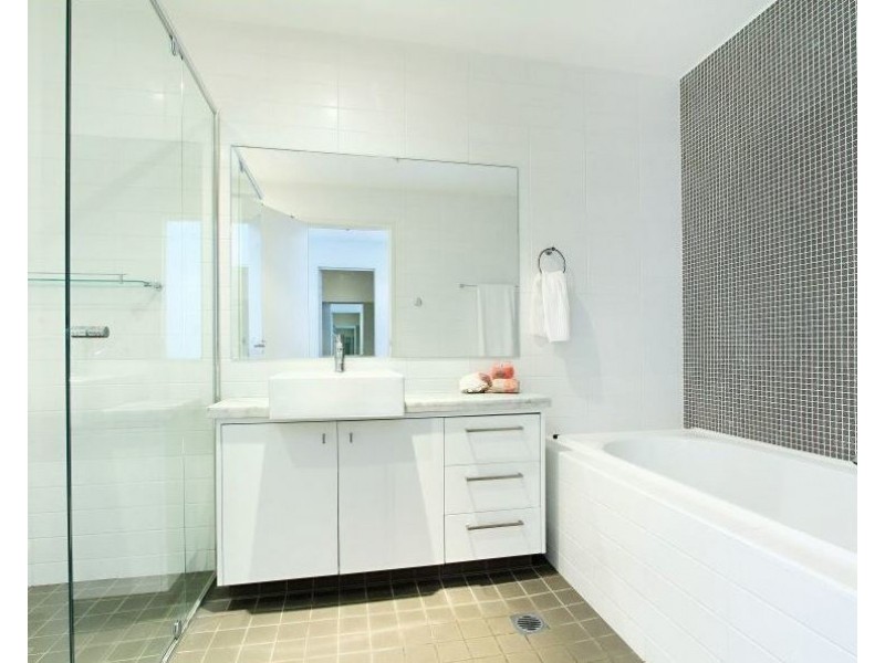 2/62 Harbour Street, Wollongong NSW 2500