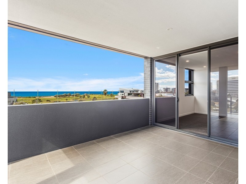 302/14 Beatson Street, Wollongong NSW 2500