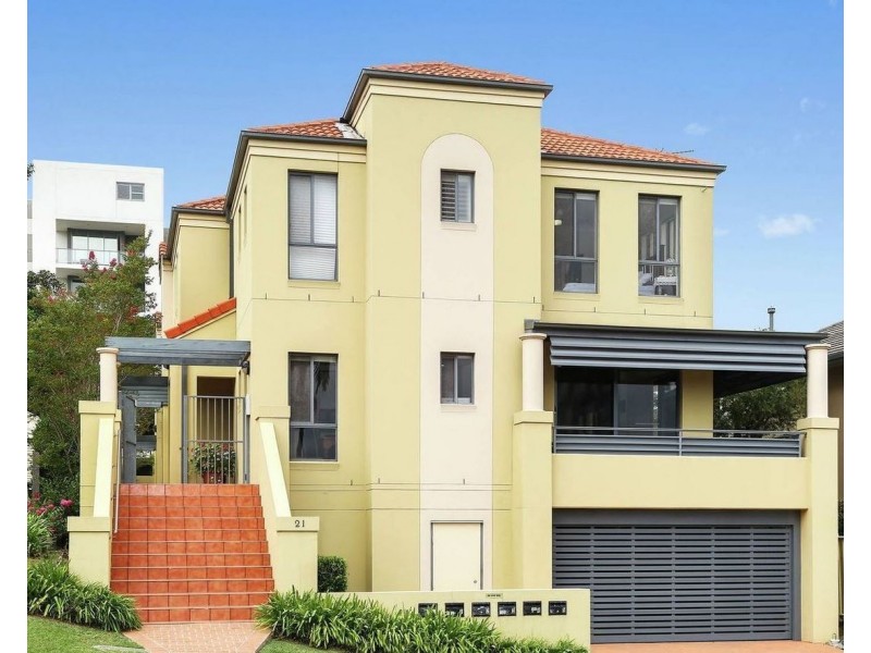2/21 View Street, Wollongong NSW 2500