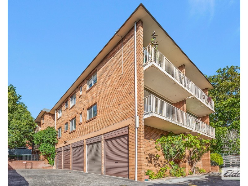 8/27 Heaslip Street, Coniston NSW 2500
