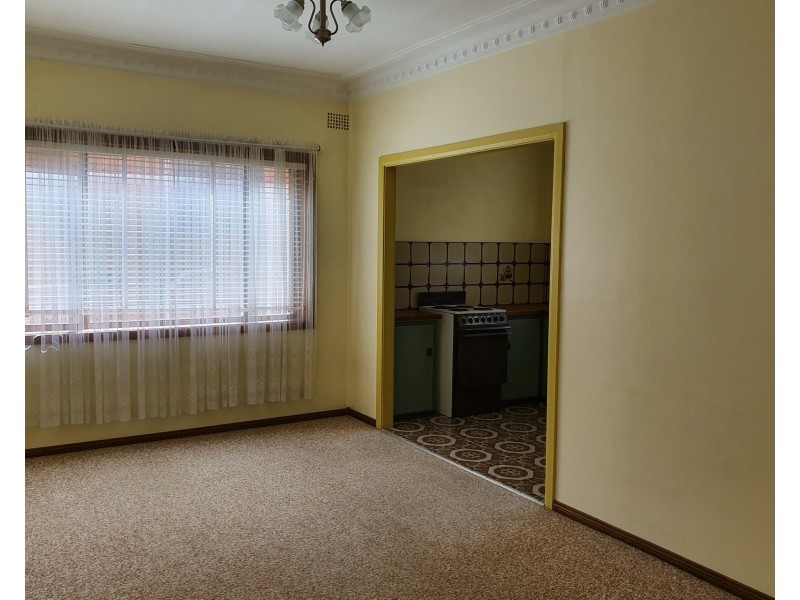 2/43 Yellagong Street, West Wollongong NSW 2500