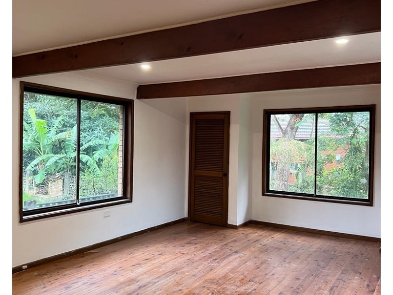 4 Poulter Street, West Wollongong NSW 2500