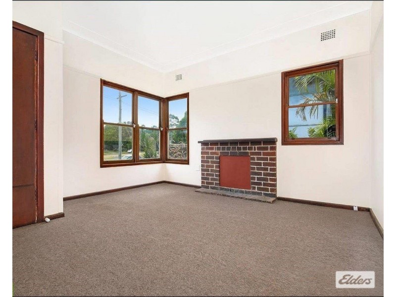 19 Moran Parade, Mount Saint Thomas NSW 2500