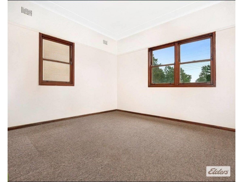 19 Moran Parade, Mount Saint Thomas NSW 2500