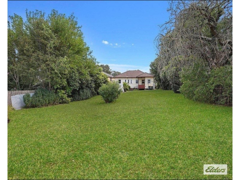 19 Moran Parade, Mount Saint Thomas NSW 2500