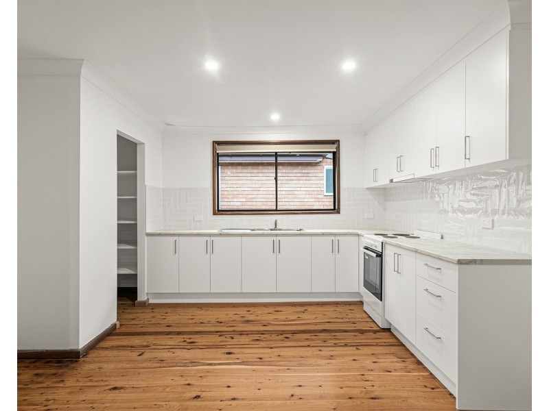 4 Poulter Street, West Wollongong NSW 2500