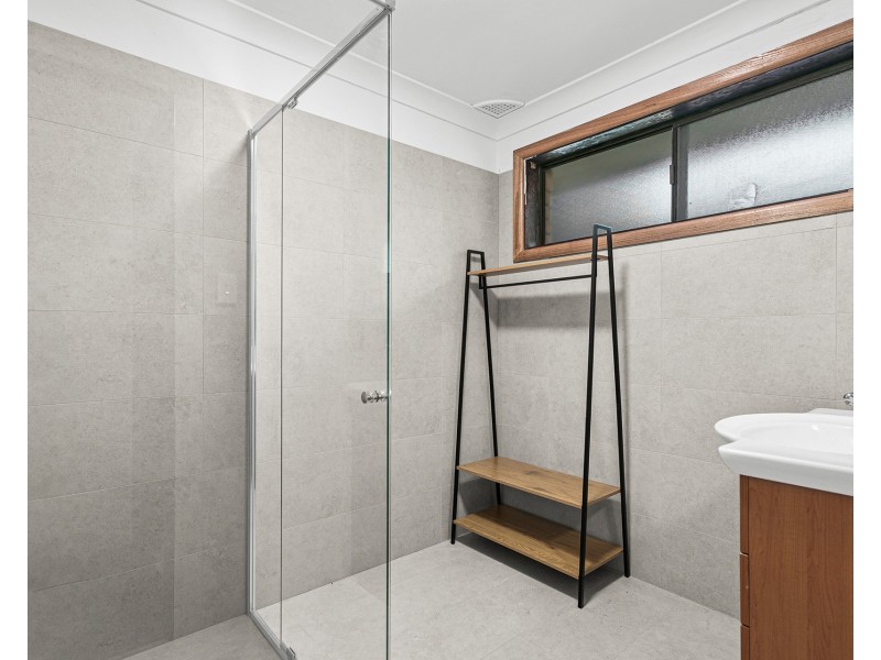 4 Poulter Street, West Wollongong NSW 2500