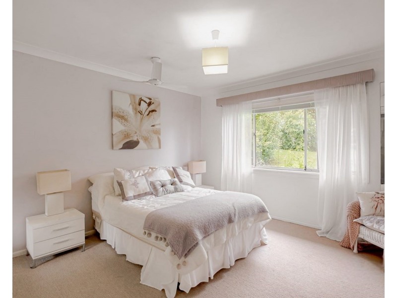 18 Gorrell Crescent, Mangerton NSW 2500