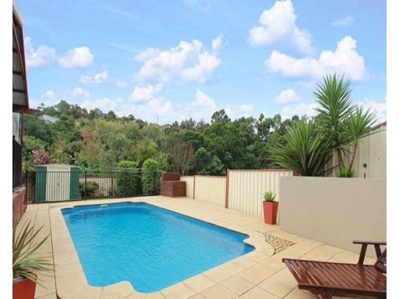 5 Riveroak Road, Farmborough Heights NSW 2526