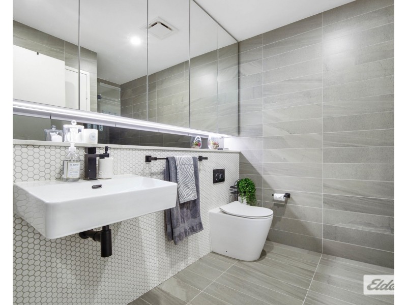 204/30 Staff Street, Wollongong NSW 2500