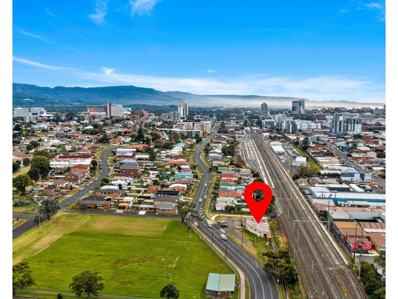 95 Gladstone Avenue, Coniston NSW 2500