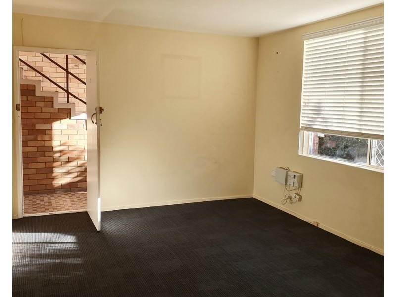 2/50 Bank Street, Wollongong NSW 2500