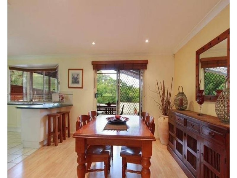 5 Riveroak Road, Farmborough Heights NSW 2526