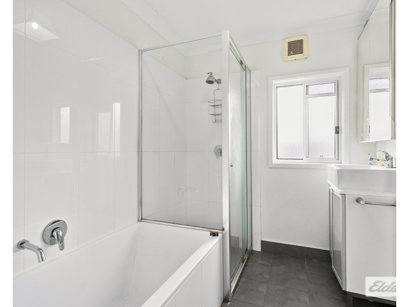 2/30 Mt Keira Road, Mount Keira NSW 2500