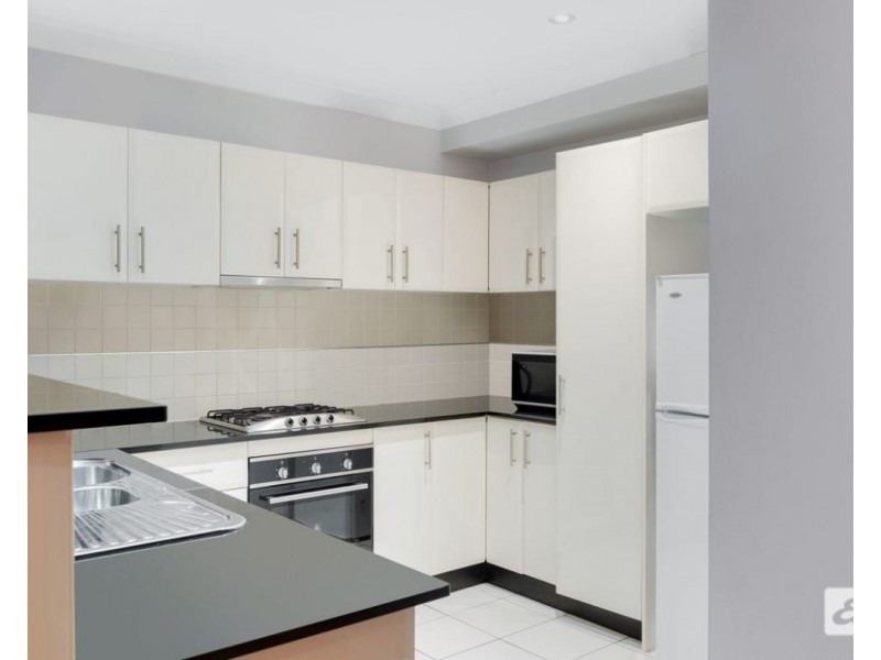 13/12-14 Gladstone Avenue, Wollongong NSW 2500