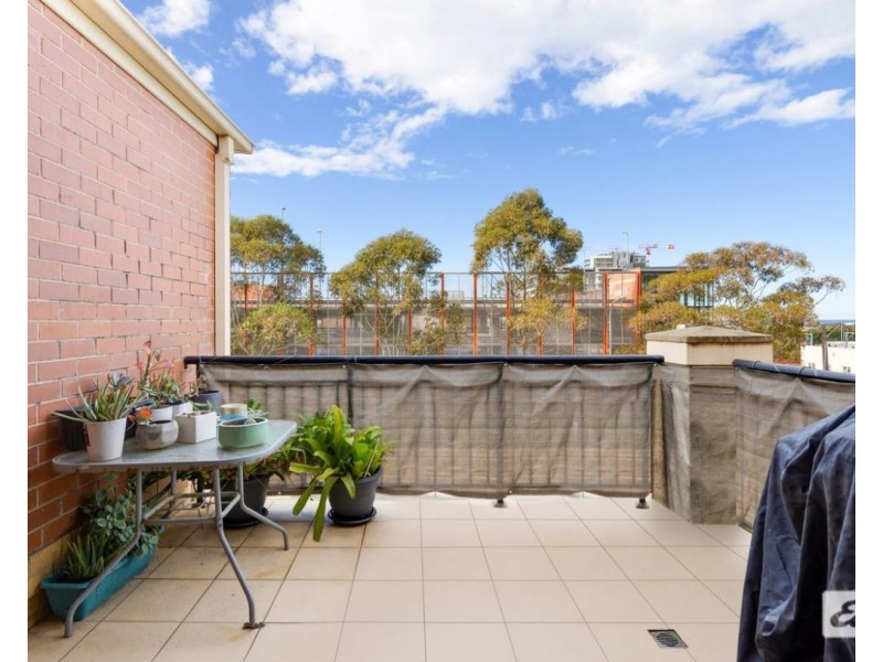 13/12-14 Gladstone Avenue, Wollongong NSW 2500