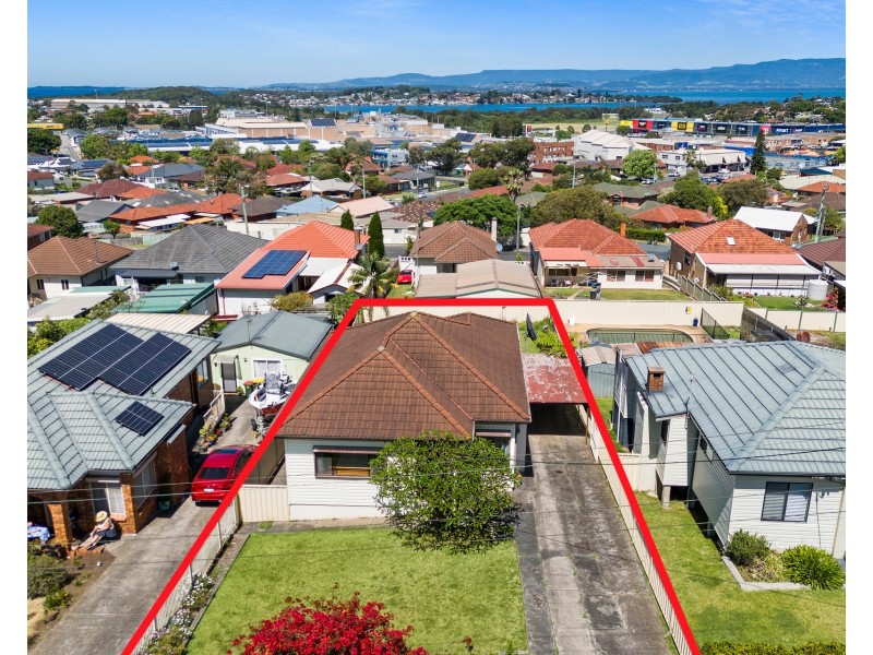 81 Robertson Street, Port Kembla NSW 2505