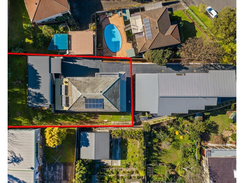 16  Allen Street, Mount Keira NSW 2500
