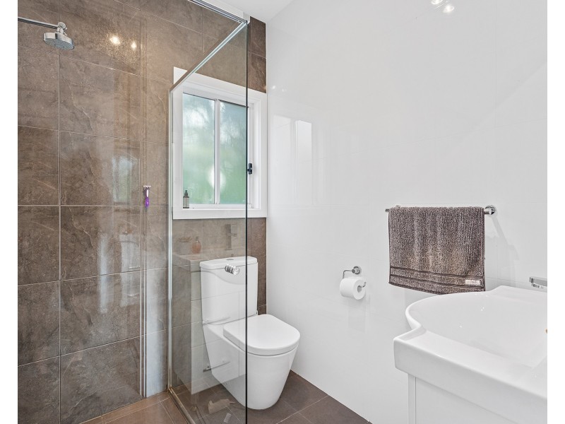 16  Allen Street, Mount Keira NSW 2500