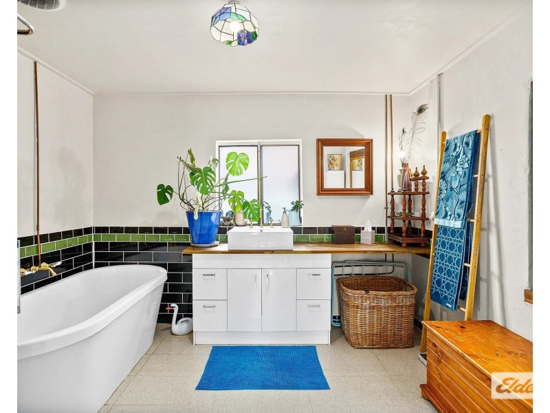 9 Malcolm Avenue, Cringila NSW 2502