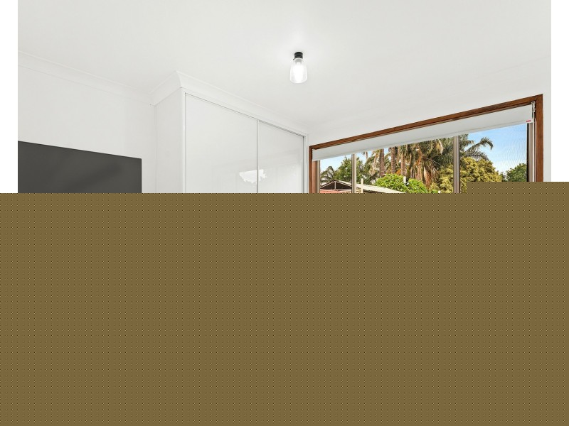 1a Kingston Town Drive, Kembla Grange NSW 2526