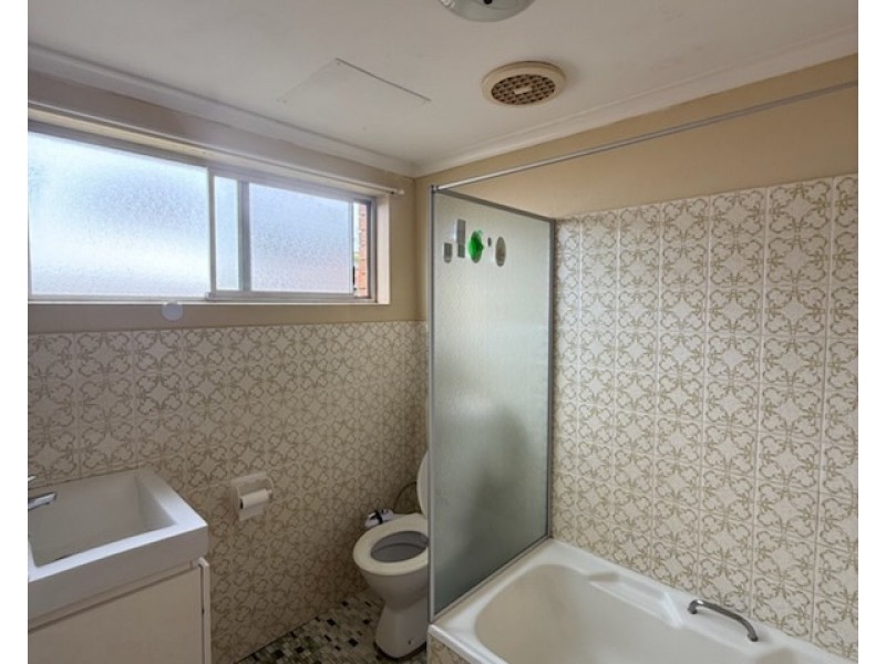 5/10 Myrtle Street, Coniston NSW 2500