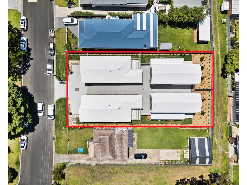 2/11-13 Wilford Street, Corrimal NSW 2518