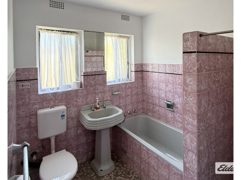 1/49 Rowland Avenue, Wollongong NSW 2500