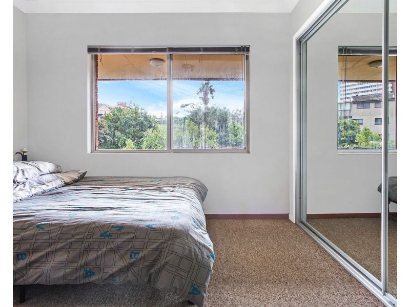 8/23 Osborne Street, Wollongong NSW 2500