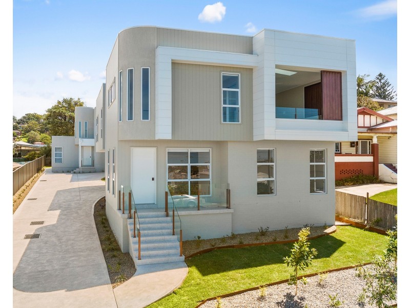 66 Gladstone Avenue, Wollongong NSW 2500