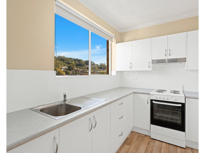 4/27 Heaslip Street, Coniston NSW 2500