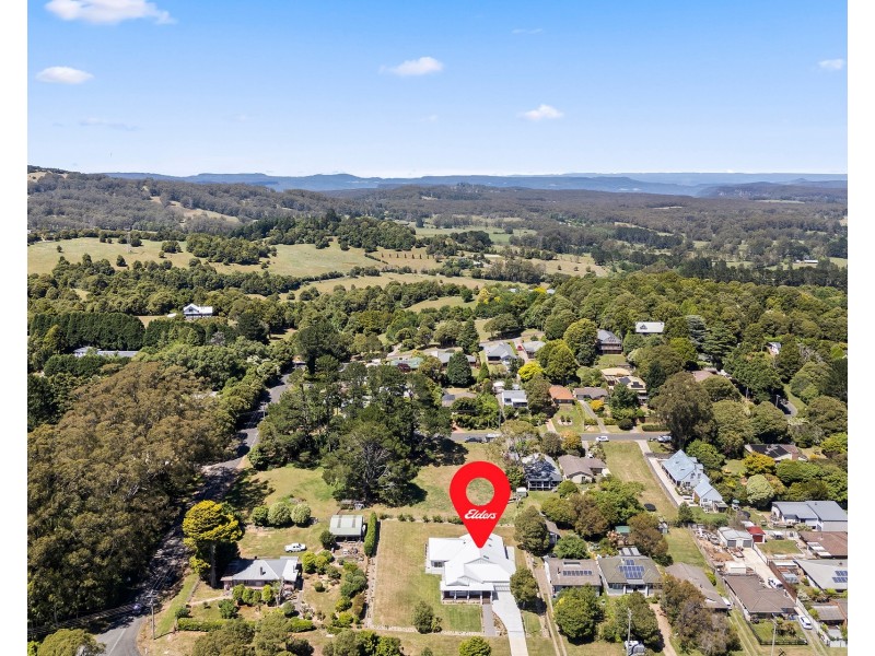 57 South Street, Robertson NSW 2577