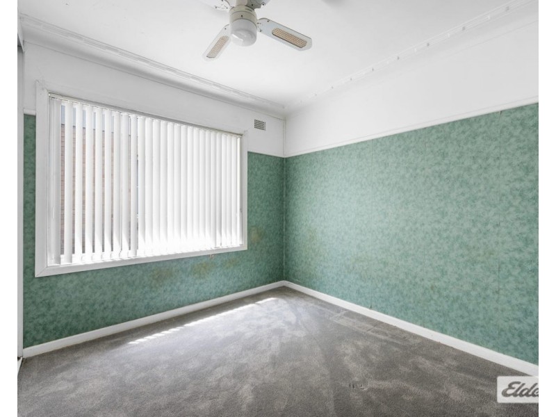 45 Northcliffe Drive, Lake Heights NSW 2502