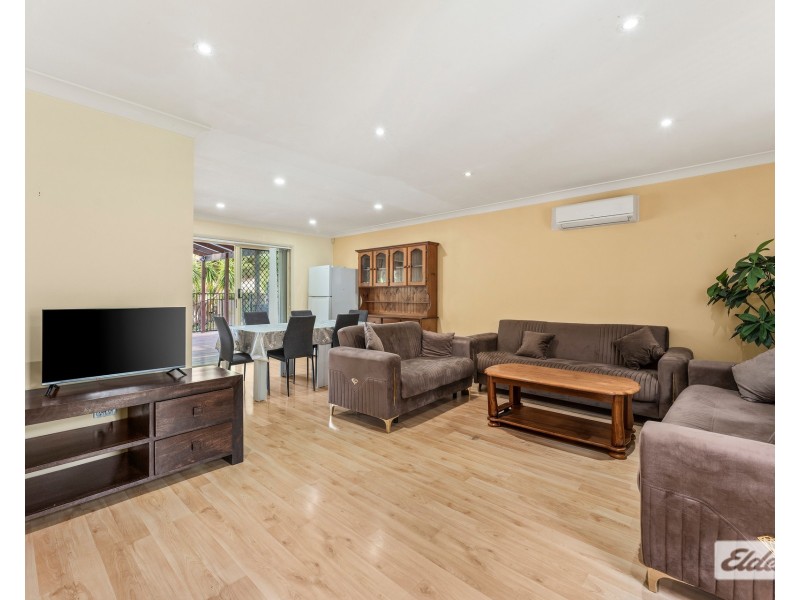 5 River Oak Road, Farmborough Heights NSW 2526